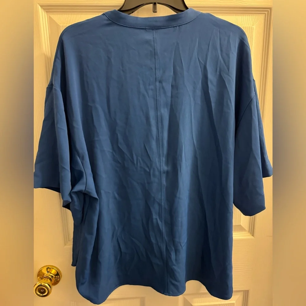 NWT | Career Top | Size XL